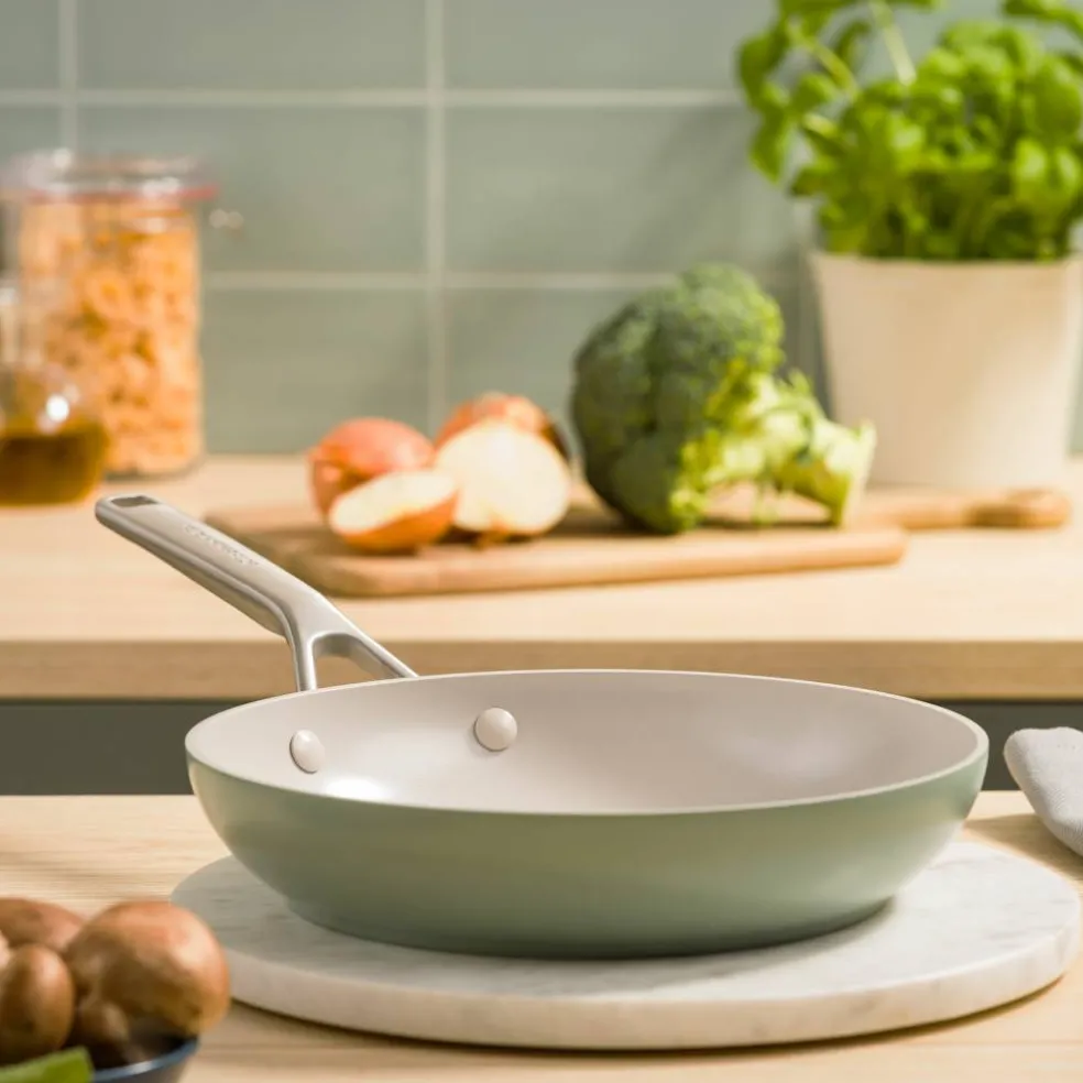Advanced Hard Anodized stekpanna 28 cm, cardamom