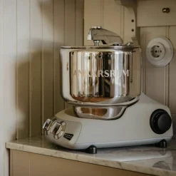 AKM 6230 köksmaskin Svart + komplett Köttkvarn