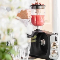 Assistent AKM6230 + mixerkanna & citruspress, black