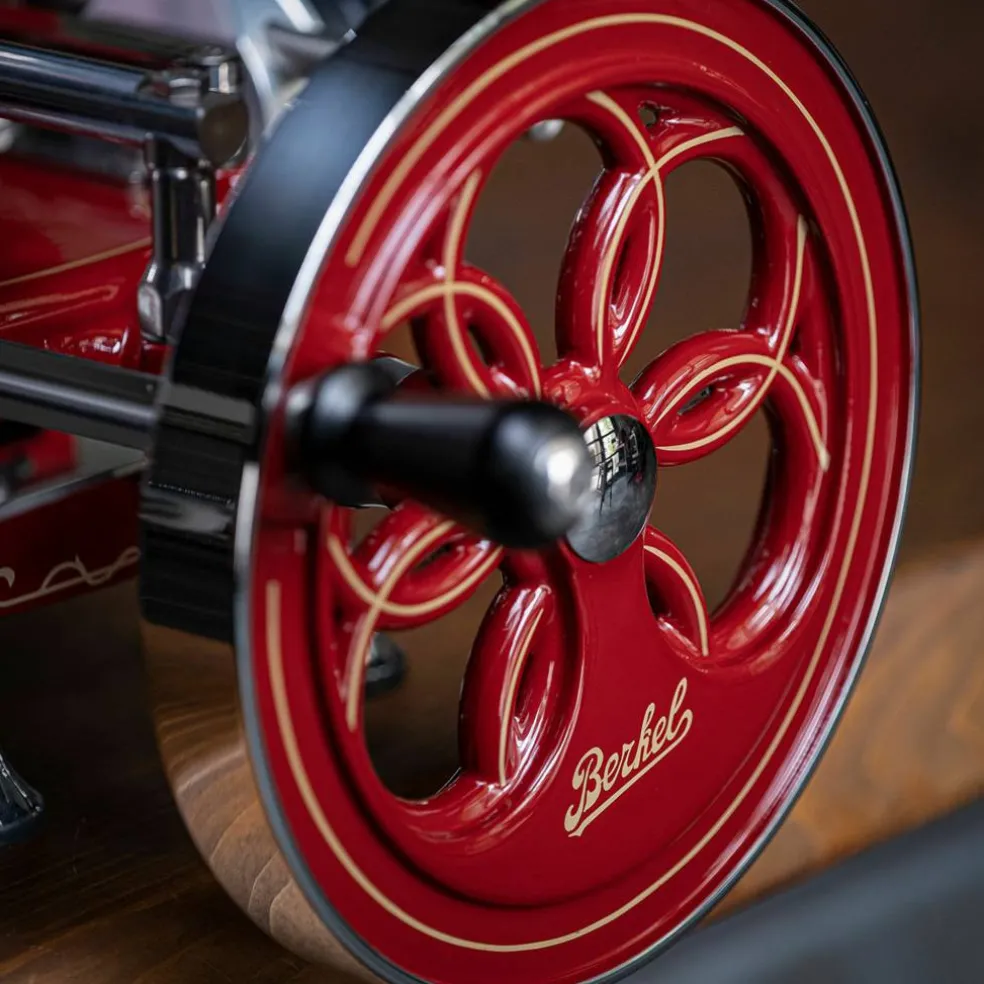 B2 Flywheel Skärmaskin, röd