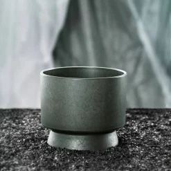 Blomkruka 19 cm. mörkgrön