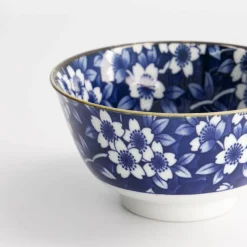 Blue Sakura skål 13 cm, blå/vit
