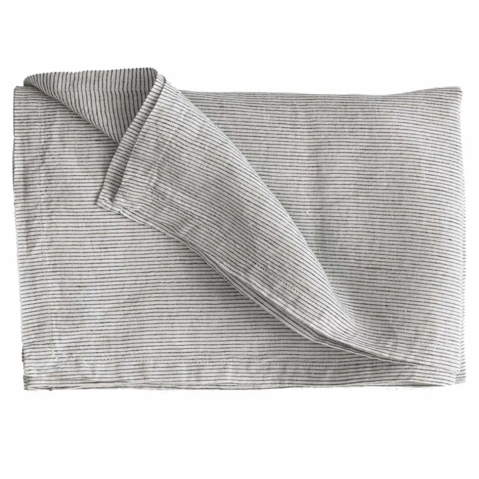 Bordsduk i linne 145x270 cm, pinstripe