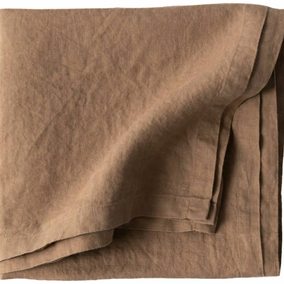 Bordsduk 175x175 cm, hazelnut