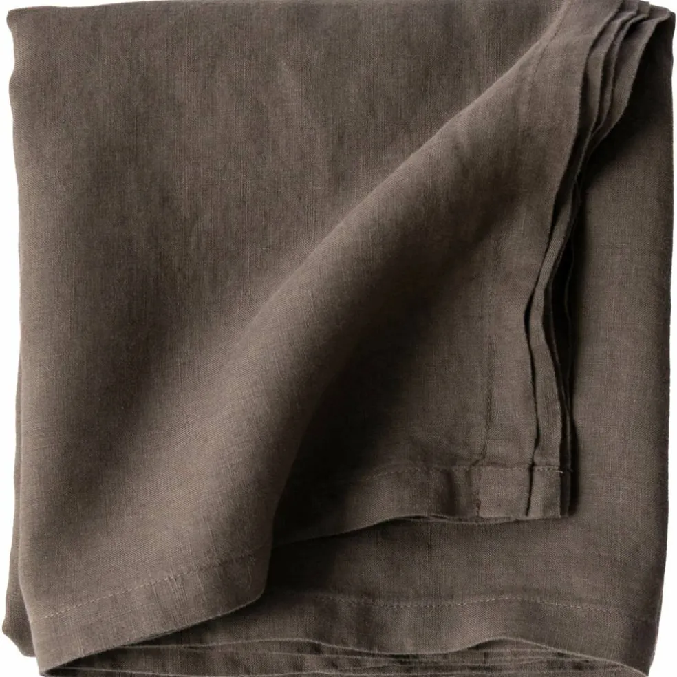 Bordsduk 175x175 cm, hazelnut
