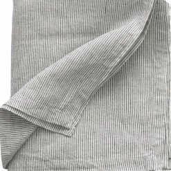 Bordsduk 175x175 cm, olive