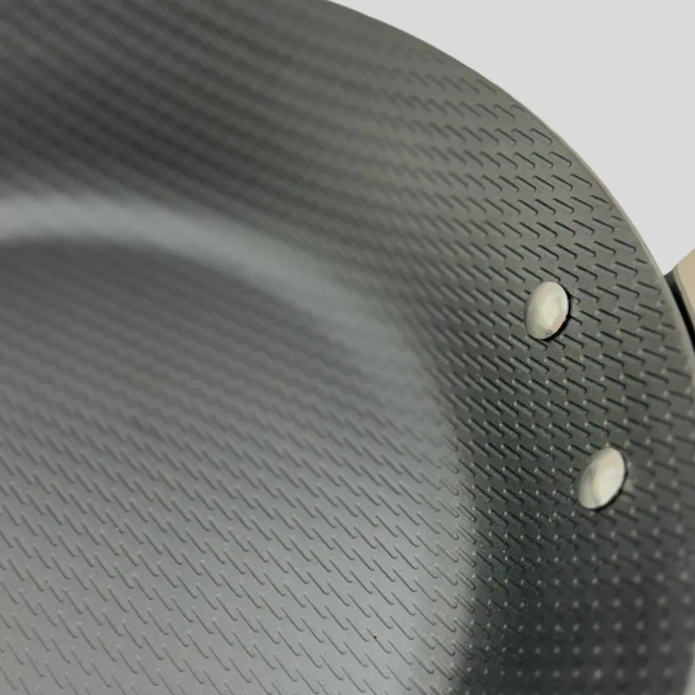 Carbon kolstålspanna 20 cm