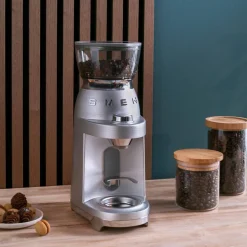 CGF02SSEU Kaffekvarn, silver
