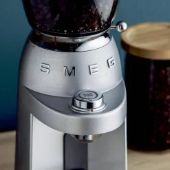 CGF02SSEU Kaffekvarn, silver