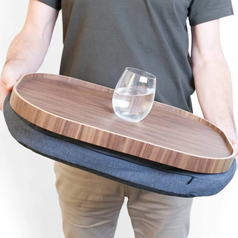 CurveLine Laptray knäbricka med anti-slip, large, pilträ