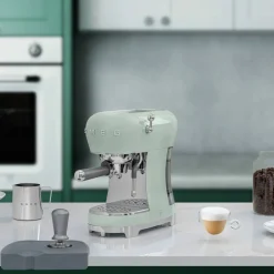 ECF02PKEU Espressomaskin, rosa