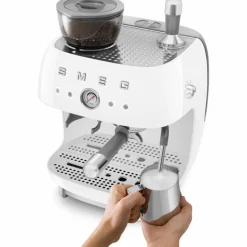 EGF03 Manuell espressomaskin, svart