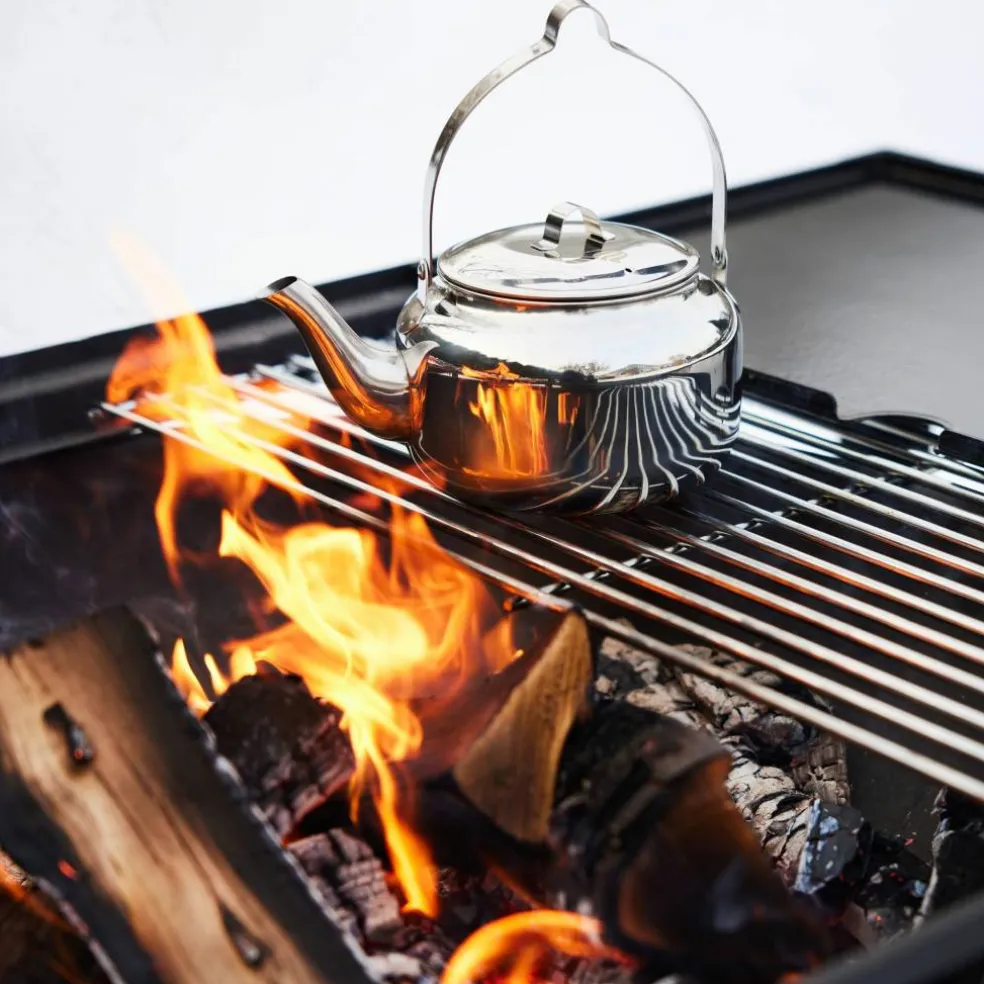 Eldstad med grillgaller