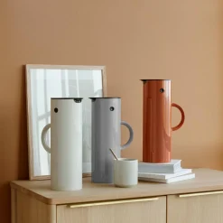 EM77 termoskanna 1 liter, light grey