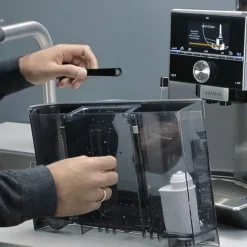 EQ900 Helautomatisk espressomaskin, rostfritt stål