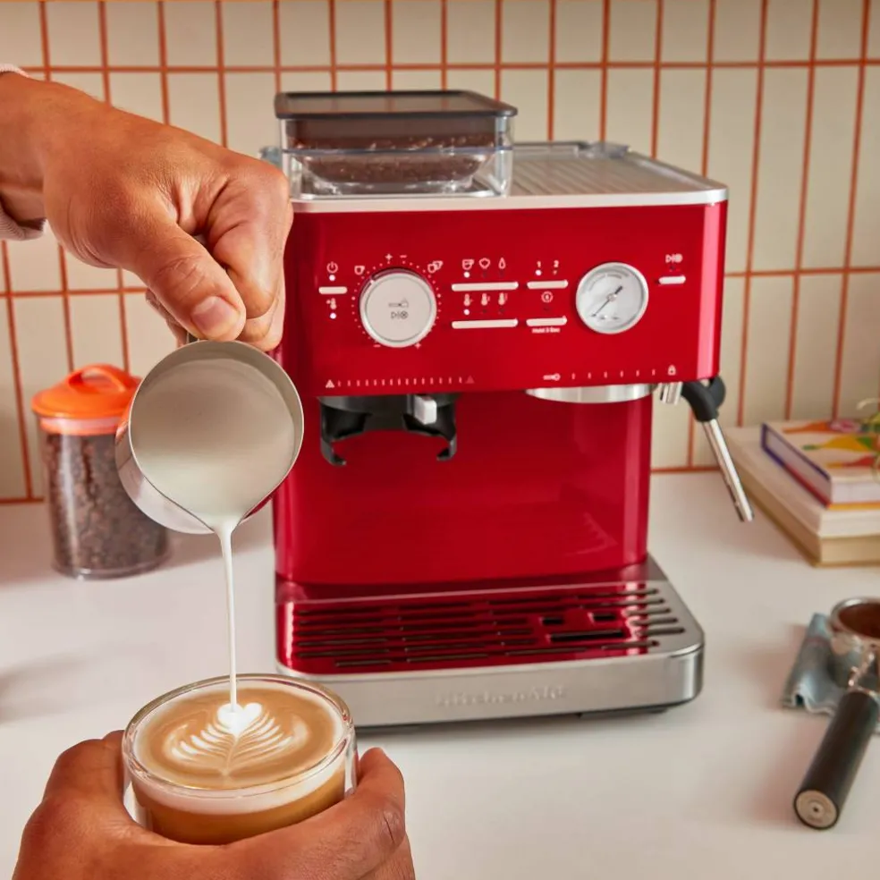 Espressomaskin med kaffekvarn, candy apple