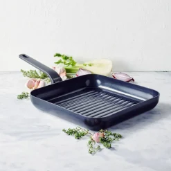Essence grillpanna 28 cm, svart
