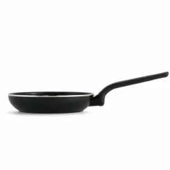 Essence stekpanna 26 cm, svart