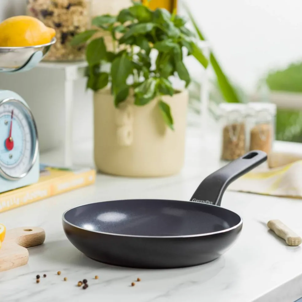 Essence stekpanna 30 cm, svart