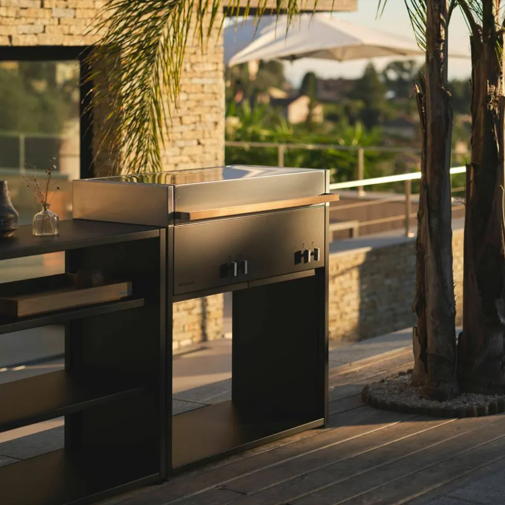 Essentials gasolgrill, beluga black