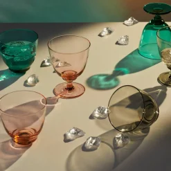 Flow vattenglas på fot 35 cl, emerald green