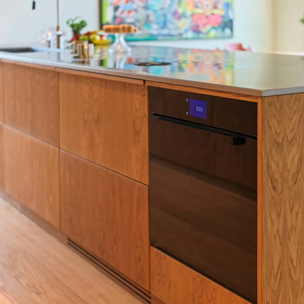 FMOD6117PTX3 Modern inbyggnadsugn med pyrolys 80 liter, rostfritt stål