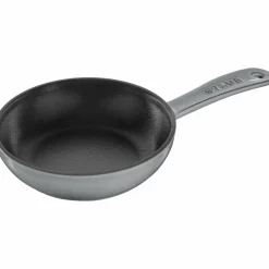 Gjutjärnspanna 16 cm, grå