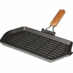 Gjutjärnspanna med trähandtag