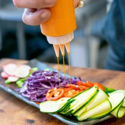 Gourmetset med gasbrännare, saltsten och dressingflaska