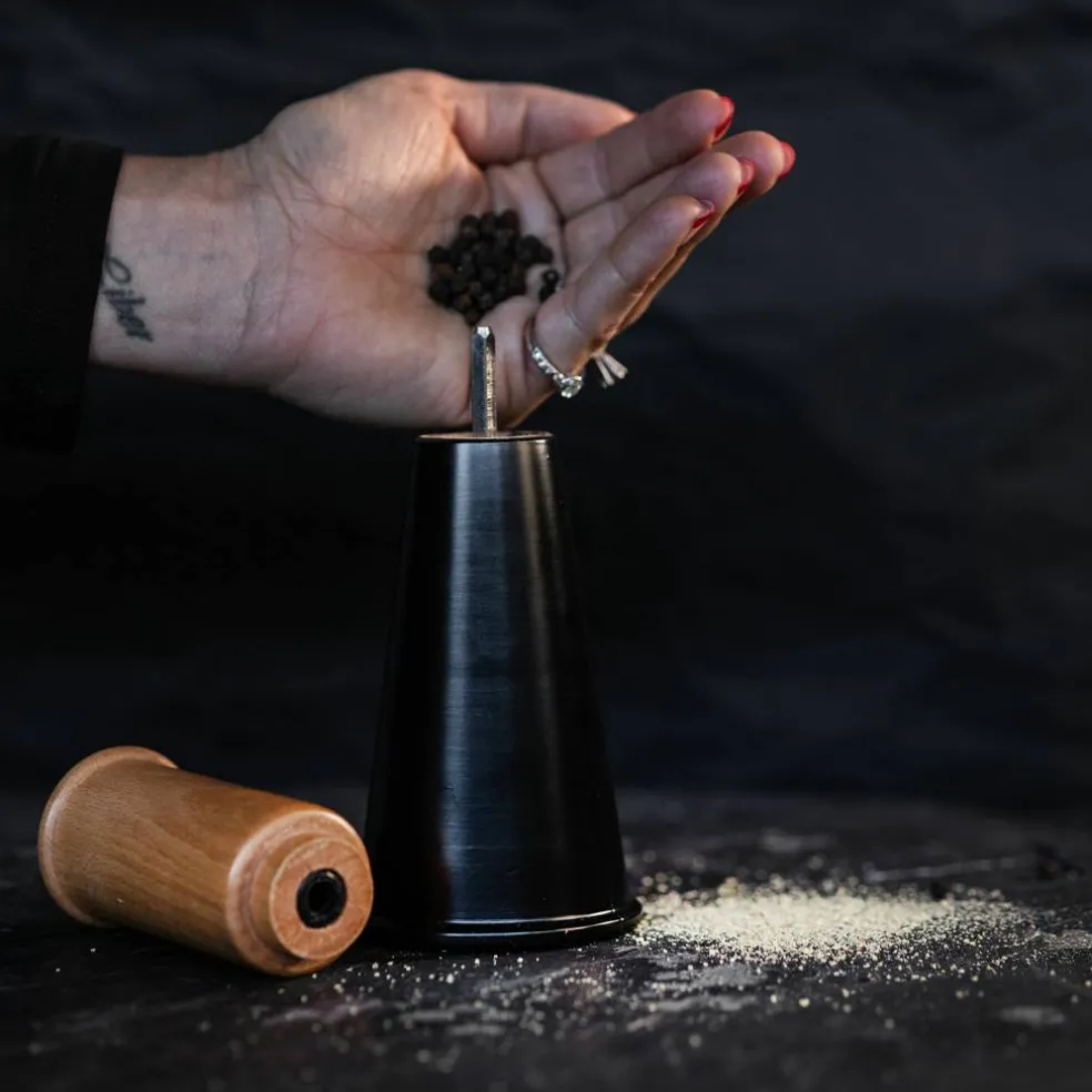 Gurken salt- och pepparkvarn medium, röd/brun