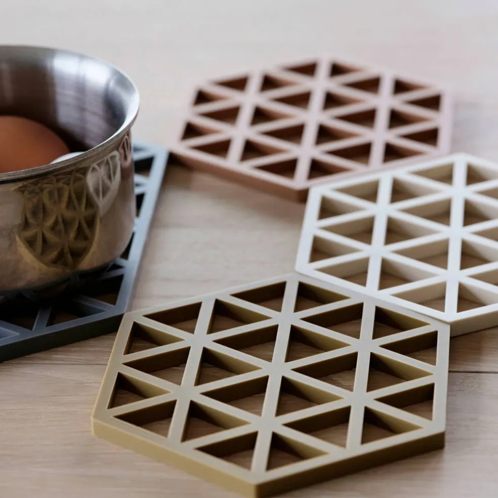 Hexagon grytunderlägg, cool grey