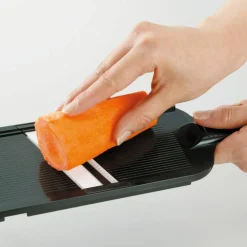 Julienne strimlare med keramiskt blad