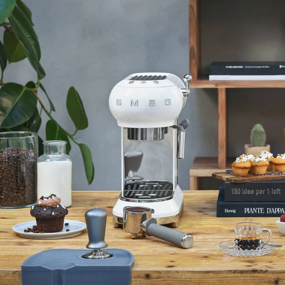 Kalibrerad kaffetamper med formpressad silikonmatta