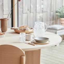 Karaff, white