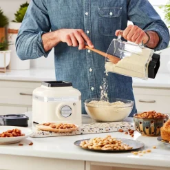 K400 Blender, almond creme