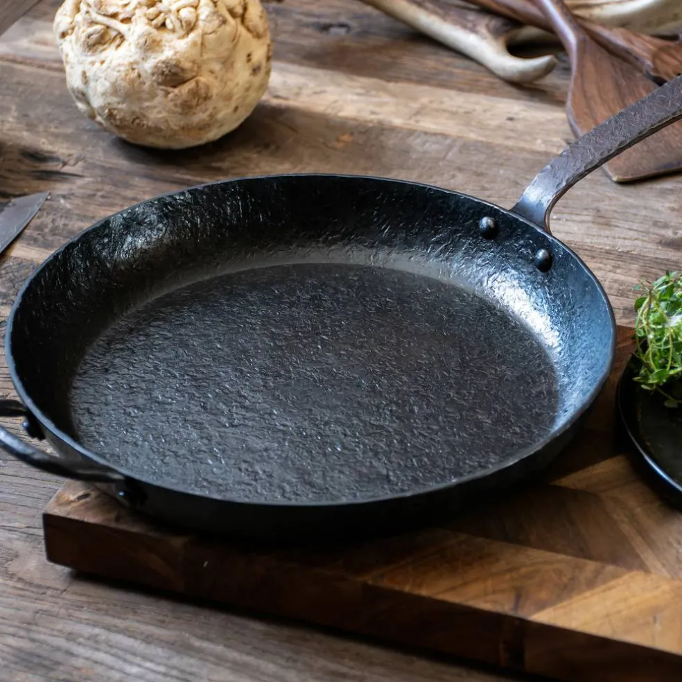 Kuro stekpanna 28 cm, kolstål