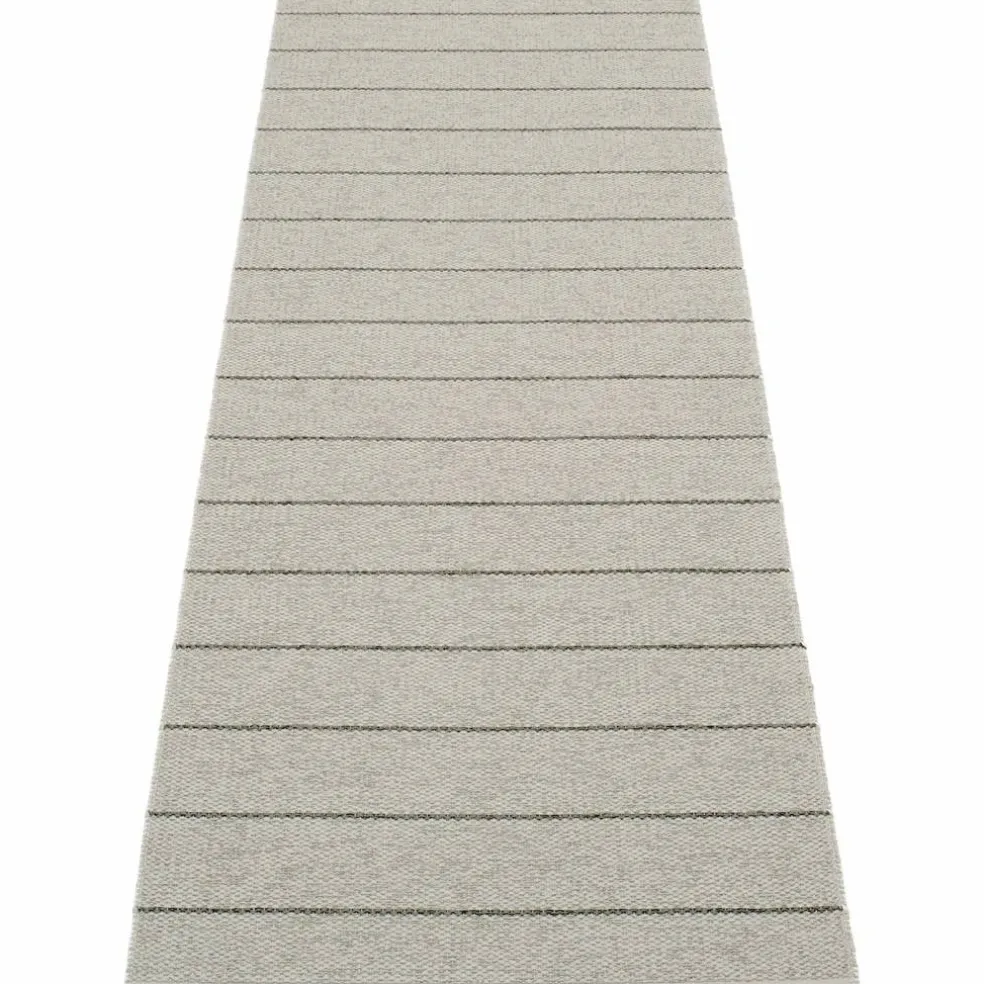 Matta Carl, 70 x 180 cm, warm grey/fossil grey