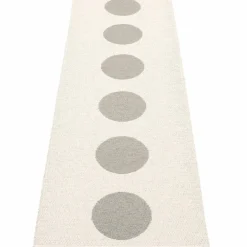 Matta Vera, 70 x 150 cm, warm grey/vanilla