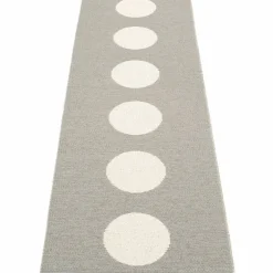 Matta Vera, 70 x 150 cm, warm grey/vanilla