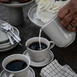 Mjölkkanna i porslin 30 cl, sand