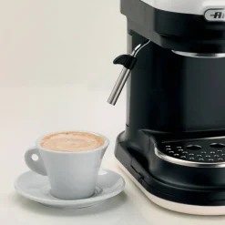 Moderna Espressomaskin med kaffekvarn, vit