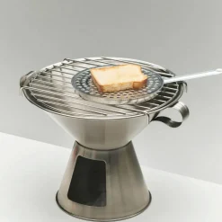 Outdoor Market – portabel kolgrill i rostfritt stål