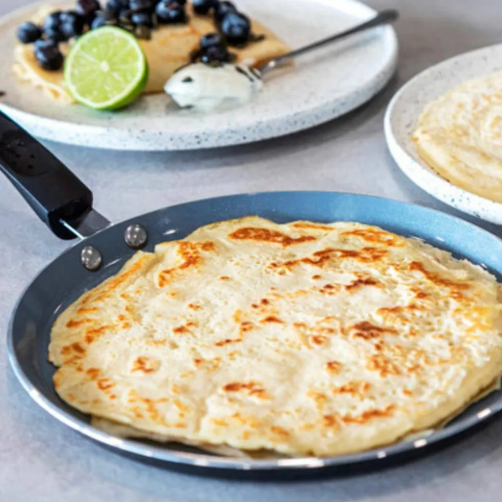 Pannkakspanna 24 cm, svart