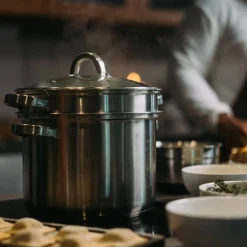 Pastagrytset med ånginsats + durkslag 7,5 liter