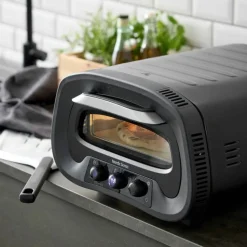 Pizzaugn elektrisk 1700 watt, svart