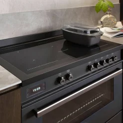 PRO95I1ECAT Professional induktionsspis med singelugn 90 cm, matt svart