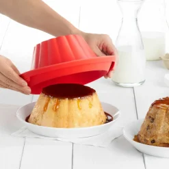 Puddingform med fat, röd