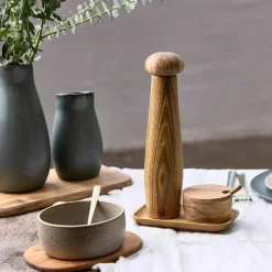 Raw Pepparkvarn tall, teak