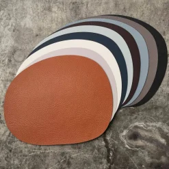 Raw återvunnet läder bordstablett, warm nude