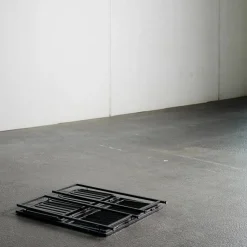 Reol Manhattan lågt avlastningsbord, svart